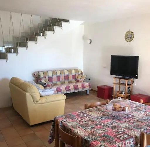 فيلة Vento Di Ponente House باكينو